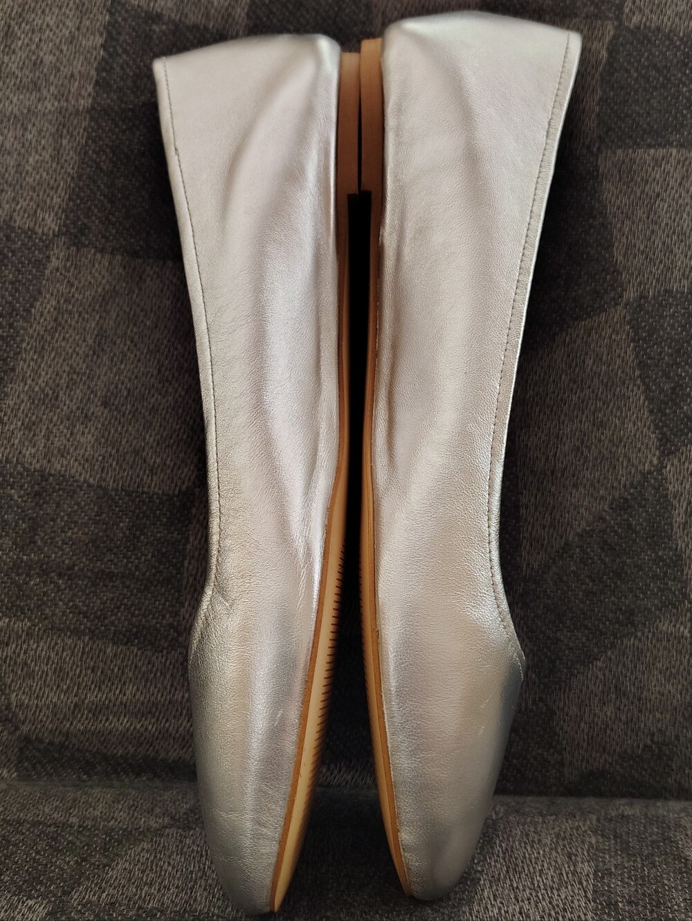 Stuart Weitzman Silver Metallic Ballet Flats, Size 10 - Picture 4 of 9